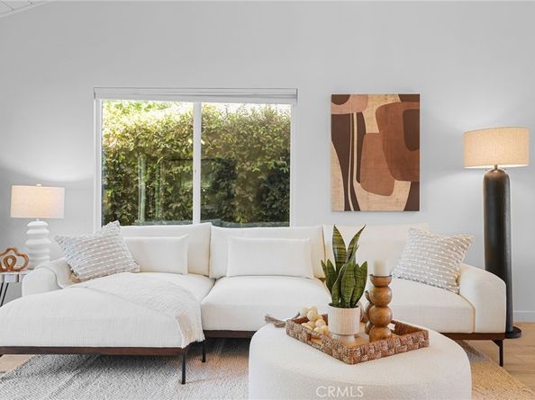 1321 W Morningside Drive, Burbank CA 91506