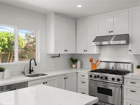 1321 W Morningside Drive, Burbank CA 91506