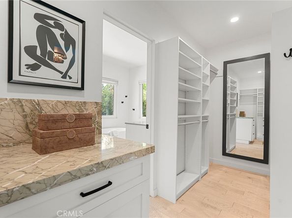 1321 W Morningside Drive, Burbank CA 91506