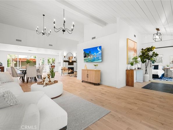 1321 W Morningside Drive, Burbank CA 91506