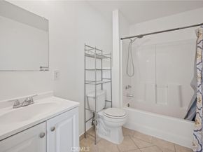 8800 Cedros Avenue 204, Panorama City CA 91402
