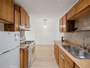 8800 Cedros Avenue 204, Panorama City CA 91402