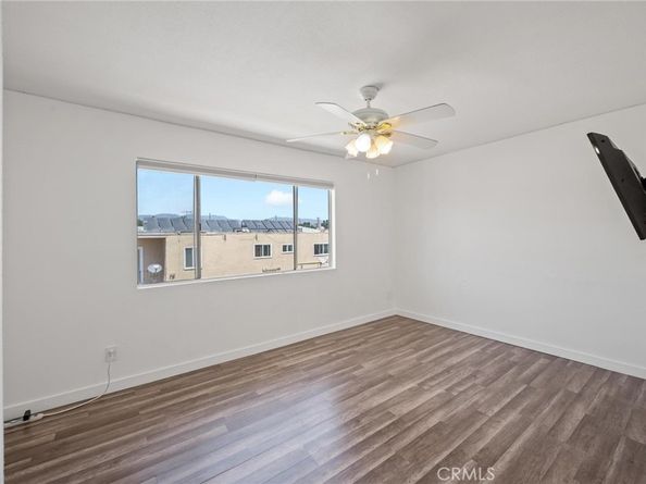 8800 Cedros Avenue 204, Panorama City CA 91402