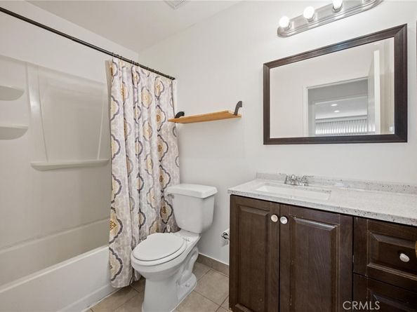 8800 Cedros Avenue 204, Panorama City CA 91402