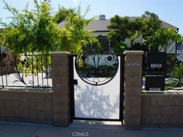 1735 -1737 N Lima Street, Burbank CA 91505