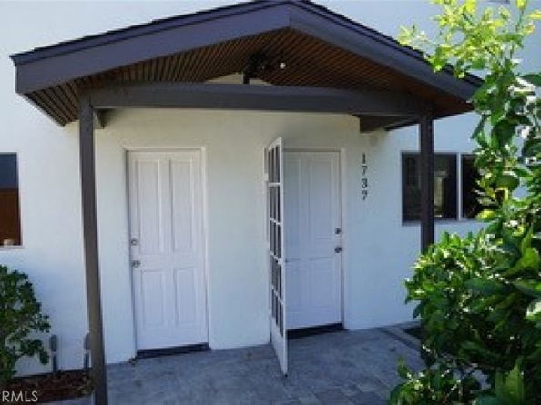 1735 -1737 N Lima Street, Burbank CA 91505