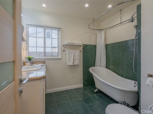 1735 -1737 N Lima Street, Burbank CA 91505