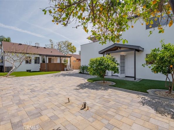 1735 -1737 N Lima Street, Burbank CA 91505