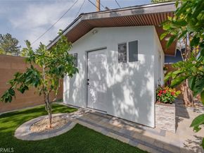 1735 -1737 N Lima Street, Burbank CA 91505
