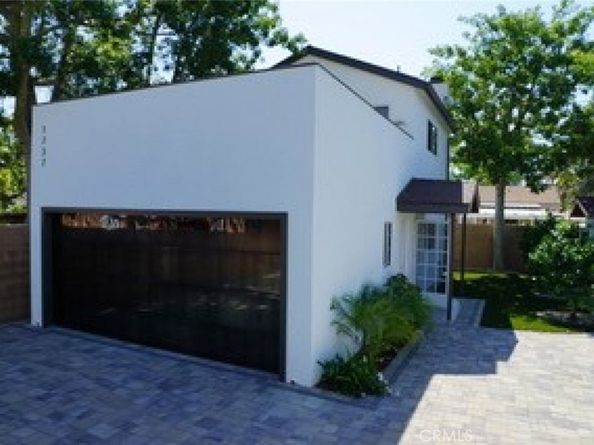 1735 -1737 N Lima Street, Burbank CA 91505