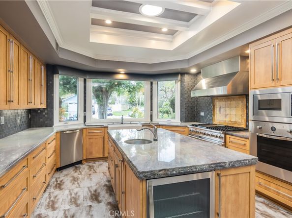 29515 Weeping Willow Drive, Agoura Hills CA 91301