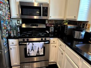 9173 Burnet Avenue, North Hills CA 91343