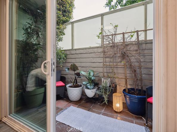 11625 Texas Avenue 101, Los Angeles CA 90025