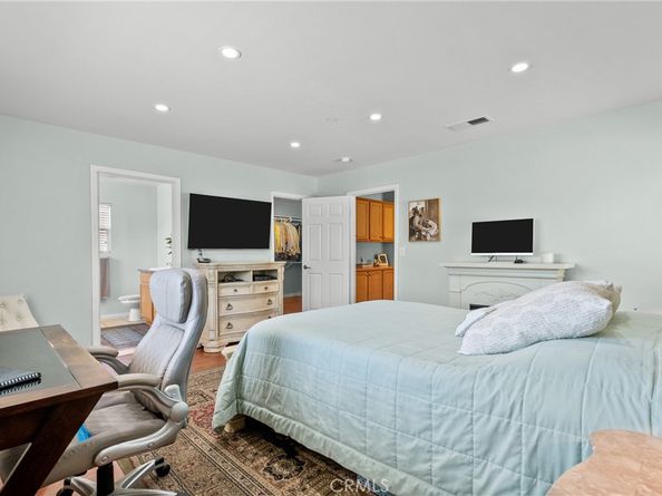 15721 Cobalt Street 118, Sylmar CA 91342
