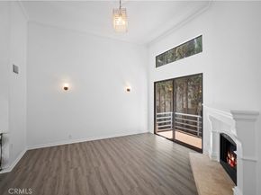 11954 Mayfield Avenue 3, Los Angeles CA 90049