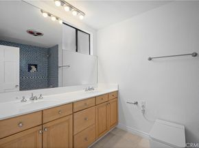 11954 Mayfield Avenue 3, Los Angeles CA 90049