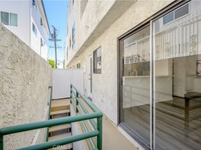 11954 Mayfield Avenue 3, Los Angeles CA 90049