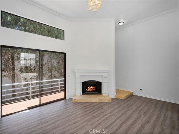 11954 Mayfield Avenue 3, Los Angeles CA 90049