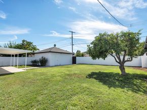 8547 Tampa Avenue, Northridge CA 91324