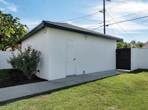 8547 Tampa Avenue, Northridge CA 91324