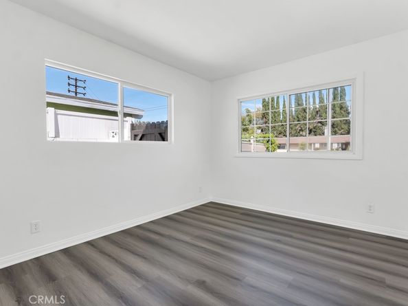 8547 Tampa Avenue, Northridge CA 91324