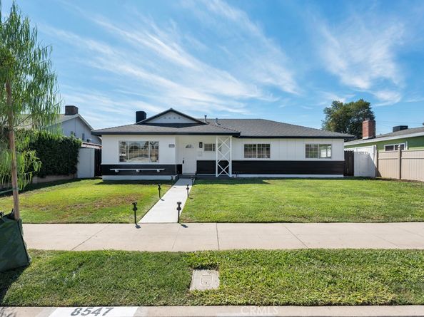 8547 Tampa Avenue, Northridge CA 91324
