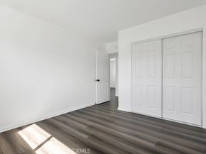 8547 Tampa Avenue, Northridge CA 91324