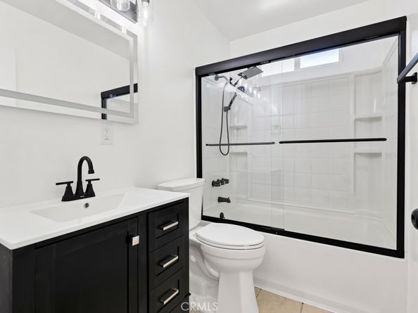 8547 Tampa Avenue, Northridge CA 91324