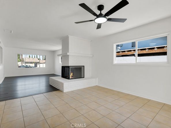 8547 Tampa Avenue, Northridge CA 91324