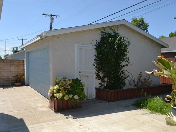 415 S Grandin Ave, Azusa CA 91702