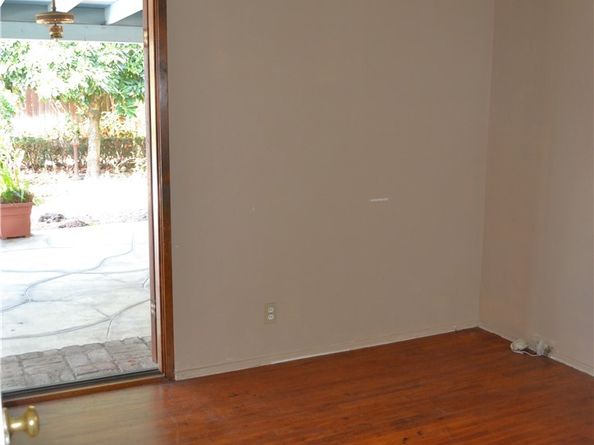 415 S Grandin Ave, Azusa CA 91702