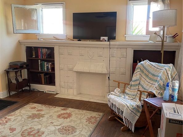 1200 Green Street, Glendale CA 91205