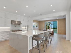 20448 W Liverpool Way, Porter Ranch CA 91326