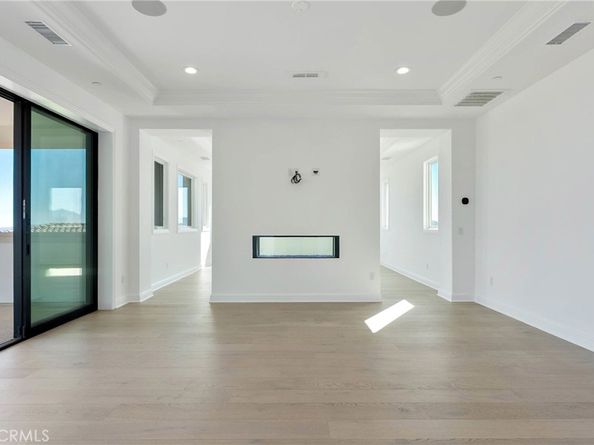 20448 W Liverpool Way, Porter Ranch CA 91326