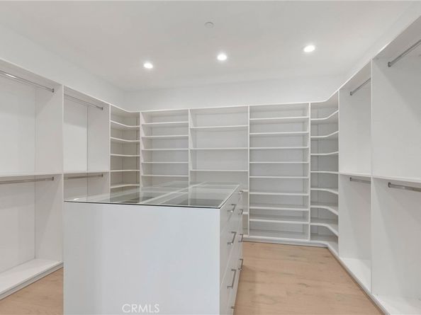 20448 W Liverpool Way, Porter Ranch CA 91326