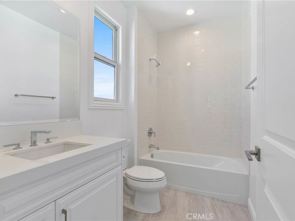 20448 W Liverpool Way, Porter Ranch CA 91326
