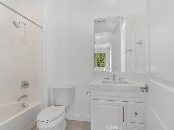 20448 W Liverpool Way, Porter Ranch CA 91326
