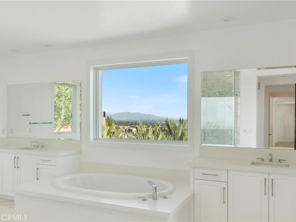 20448 W Liverpool Way, Porter Ranch CA 91326