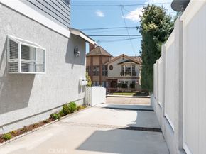 2205 Clark Lane A, Redondo Beach CA 90278