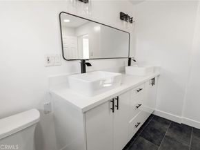 217 S Aviation, Manhattan Beach CA 90266