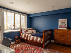 136 N 22nd Street, Philadelphia PA 19103