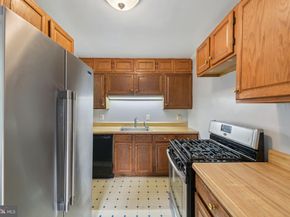 2514 2nd Street S, Arlington VA 22204