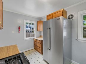 2514 2nd Street S, Arlington VA 22204