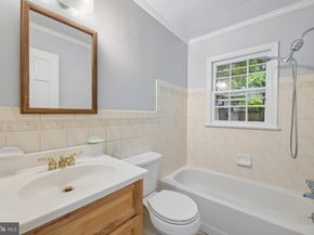 2514 2nd Street S, Arlington VA 22204