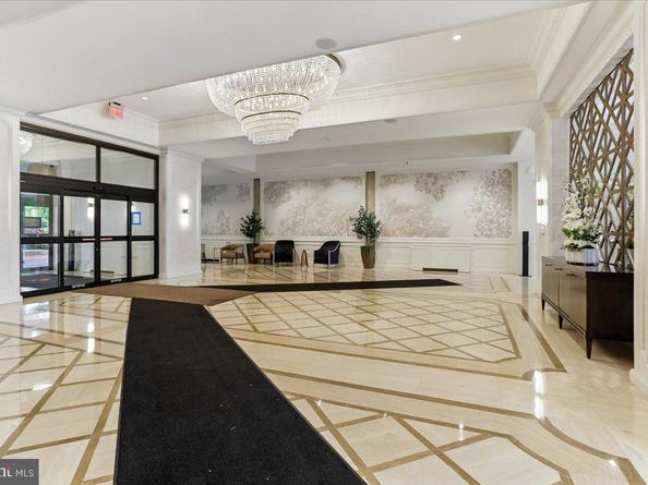 5225 Pooks Hill Road 826N, Bethesda MD 20814