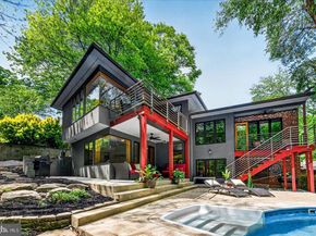 4301 37TH Road N, Arlington VA 22207