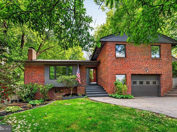 4301 37TH Road N, Arlington VA 22207