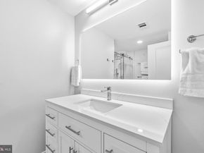 1117 10TH Street NW 1103, Washington DC 20001