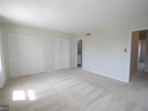 617 Saint Anthony Lane, Upper Darby PA 19082