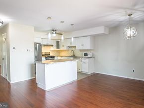 617 Saint Anthony Lane, Upper Darby PA 19082